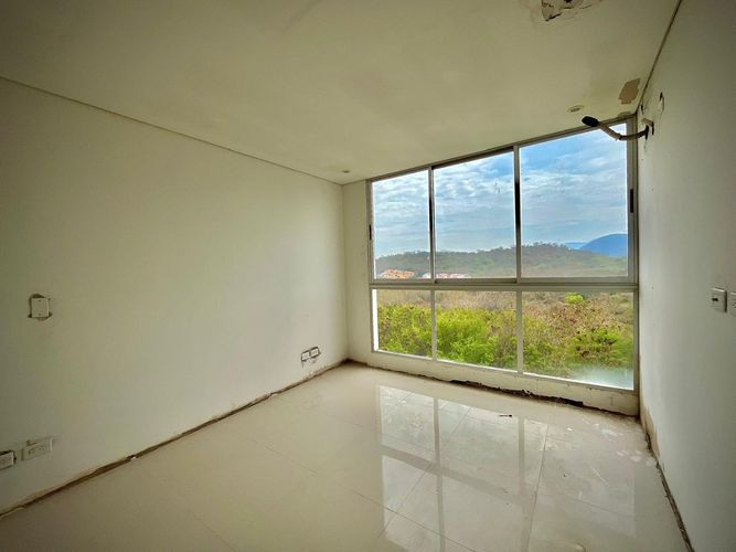 Apartamento de 3 alcobas en venta en Julio Campos Gonzalez, Girardot, 96 m² · foto 21 de 24