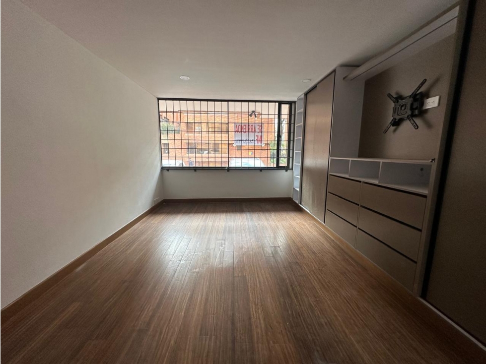 Apartamento en Arriendo en Chicó Reservado, Bogotá
