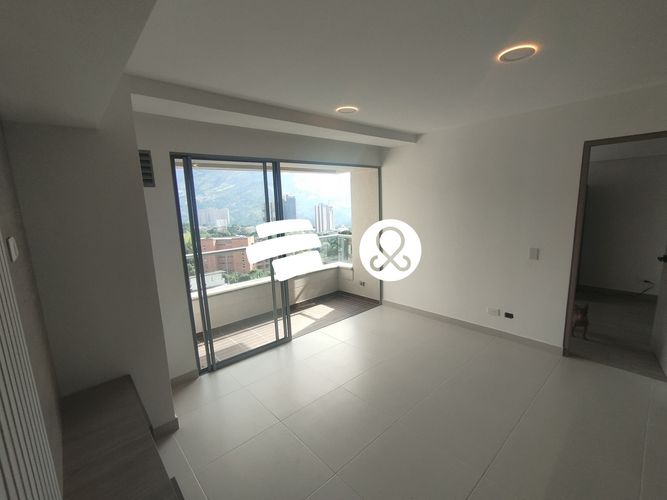 Apartamento de 2 alcobas en venta en Toledo, La Estrella, 59 m² · foto 6 de 24