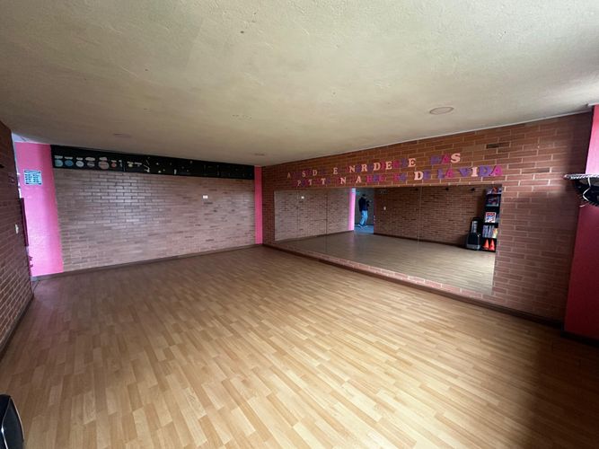 Edificio en venta en Barandillas, Zipaquirá, 885 m² · foto 4 de 24