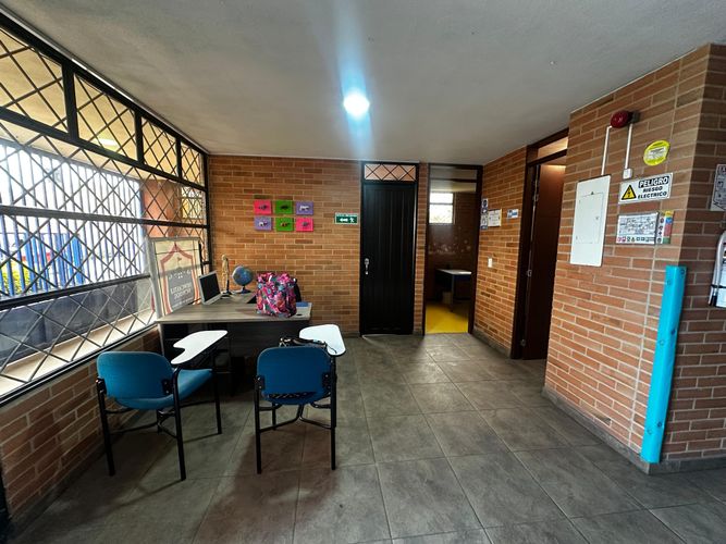 Edificio en venta en Barandillas, Zipaquirá, 885 m² · foto 3 de 24