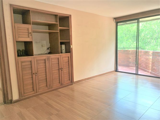Apartamento de 3 alcobas en venta en Santa Teresita, Cali, 150 m² · foto 8 de 17