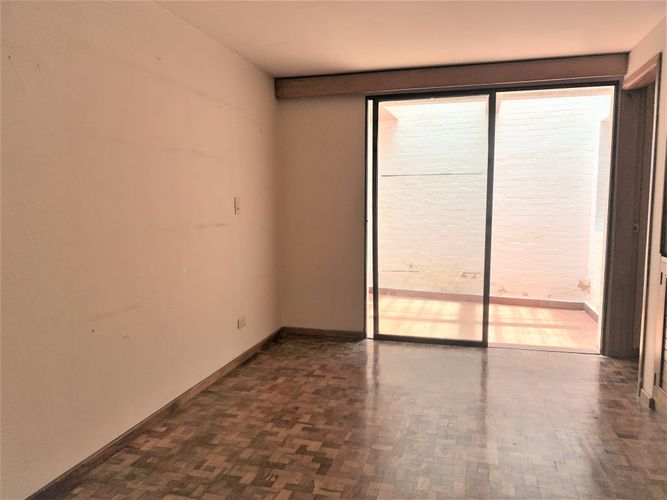 Apartamento de 3 alcobas en venta en Santa Teresita, Cali, 150 m² · foto 10 de 17