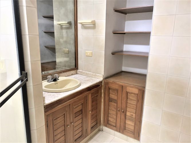 Apartamento de 3 alcobas en venta en Santa Teresita, Cali, 150 m² · foto 11 de 17