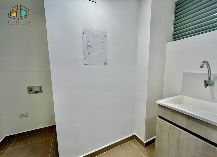 Apartamento de 3 alcobas en venta en Ciudad Del Río, Medellín, 139 m² · foto 18 de 24