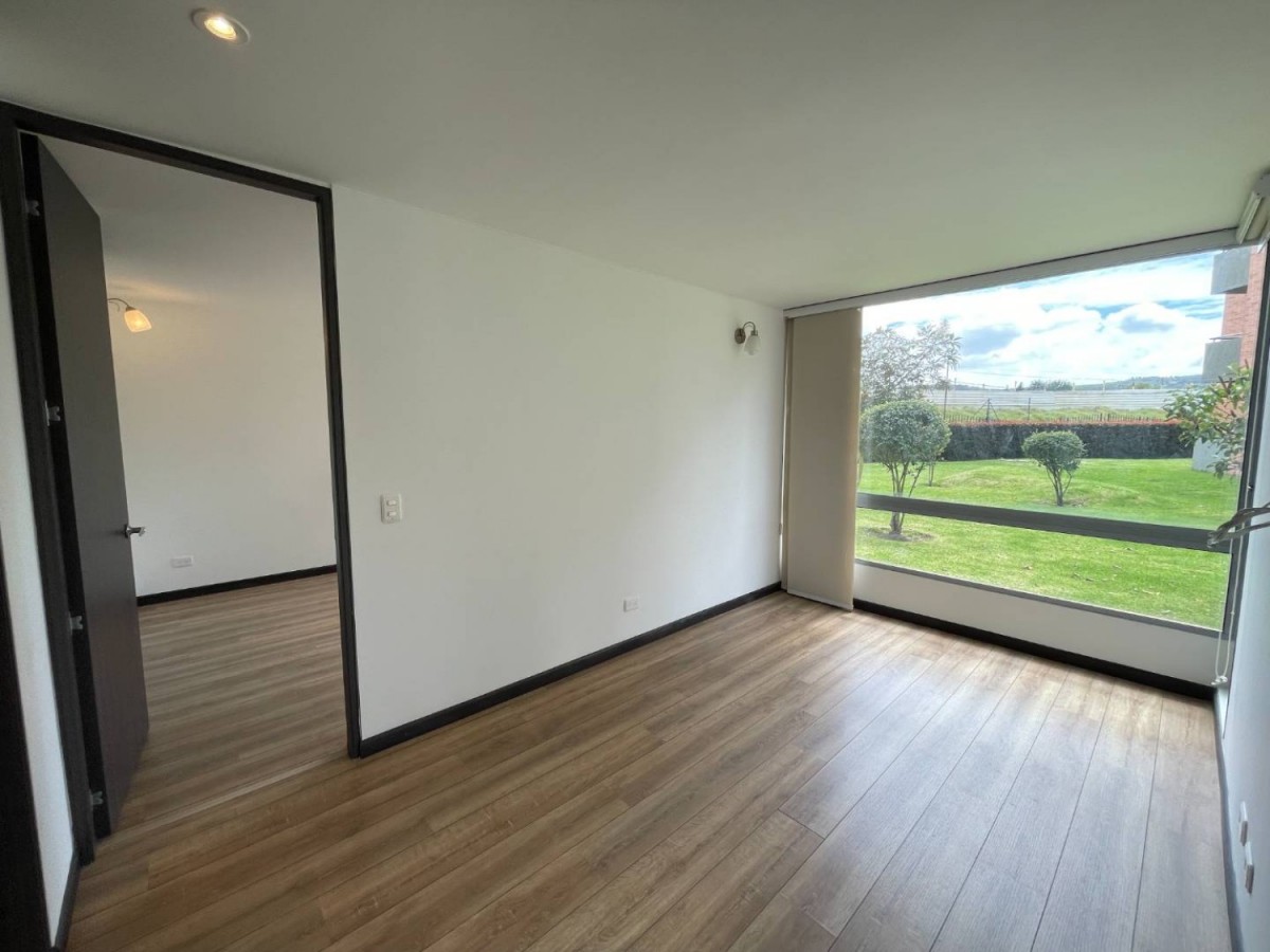 Apartamento en venta en Hacienda Alcala De Prodesa, Mosquera · foto 6 de 24