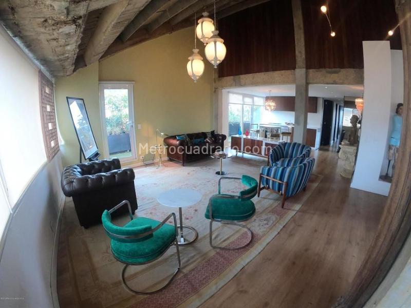 Apartamento en venta en Quinta Camacho, Bogotá · foto 3 de 20