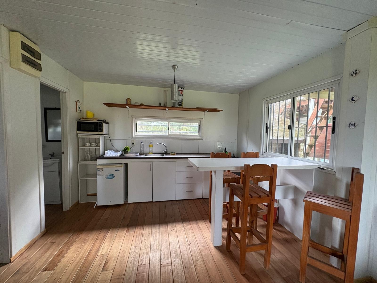 Oportunidad!! VENTA de 3 PADRONES con 3 CASAS EQUIPADAS a 1 cuadra y media de la playa en PUNTA RUBIA, Rocha. - foto 3