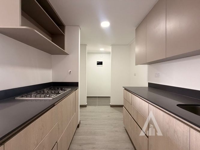 Apartamento de 1 alcoba en arriendo en Granizal, Medellín, 40 m² · foto 8 de 10