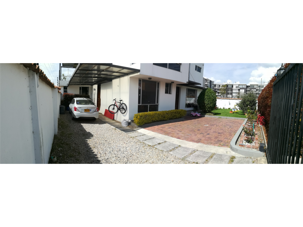 Casa en venta en Vda Canelon, Cajicá · foto 2 de 24