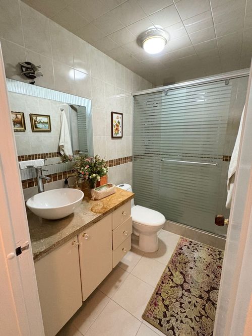 Apartamento de 4 alcobas en venta en Chico Norte, Bogotá, 187 m² · foto 8 de 24