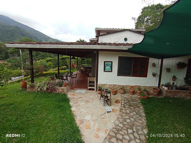 Casa de 4 alcobas en venta en Los Llanitos, Piedecuesta, 250 m² · foto 14 de 18