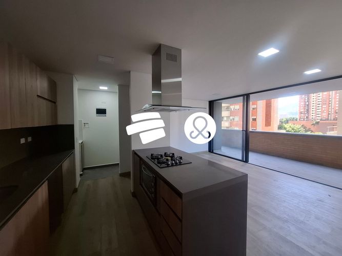 Apartamento de 2 alcobas en venta en Cuarta Brigada, Medellín, 74 m² · foto 3 de 17