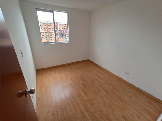 Apartamento de 3 alcobas en venta en La Prosperidad, Madrid, 54 m² · foto 12 de 24
