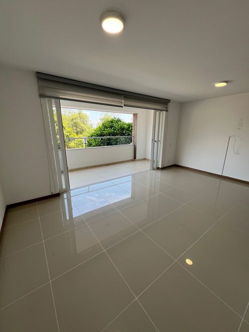 Apartamento en venta en Pance, Cali · foto 3 de 18