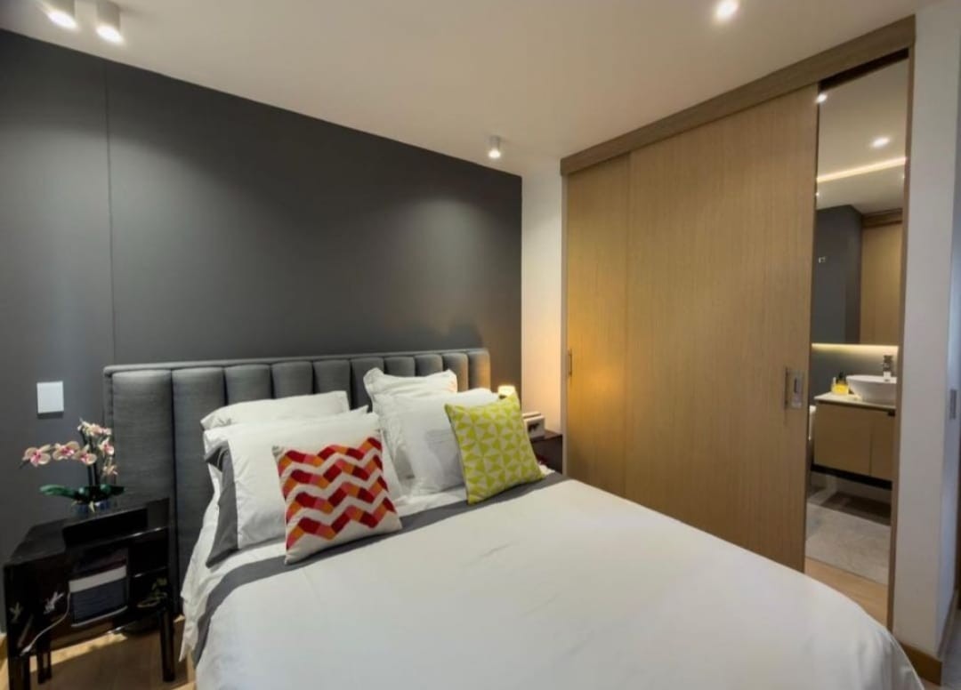 Apartamento en venta en Loma Del Esmeraldal, Envigado · foto 6 de 14