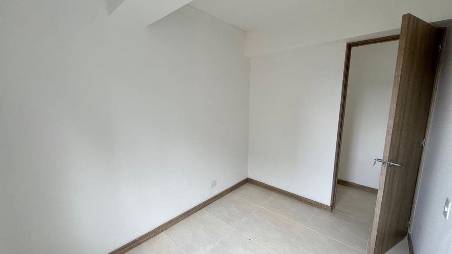 Apartamento de 3 alcobas en venta en Las Lomitas, Sabaneta, 67 m² · foto 5 de 10