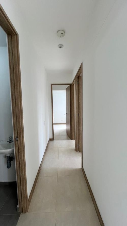 Apartamento de 3 alcobas en venta en Las Lomitas, Sabaneta, 67 m² · foto 9 de 10