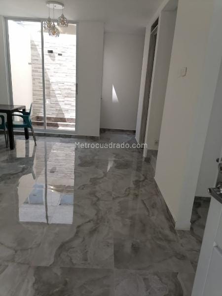 Casa de 4 alcobas en venta en Ricaurte, 80 m² · foto 9 de 15