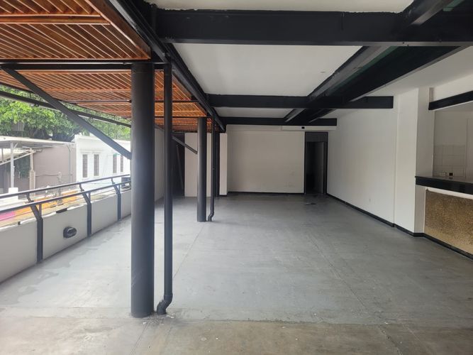 Local en arriendo en Granada, Cali, 240 m² · foto 3 de 3
