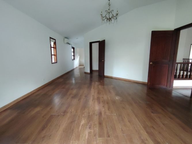 Casa de 4 alcobas en venta en Cali, 560 m² · foto 18 de 24