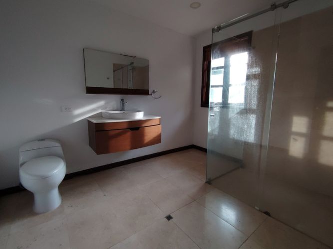 Casa de 4 alcobas en venta en Cali, 560 m² · foto 20 de 24