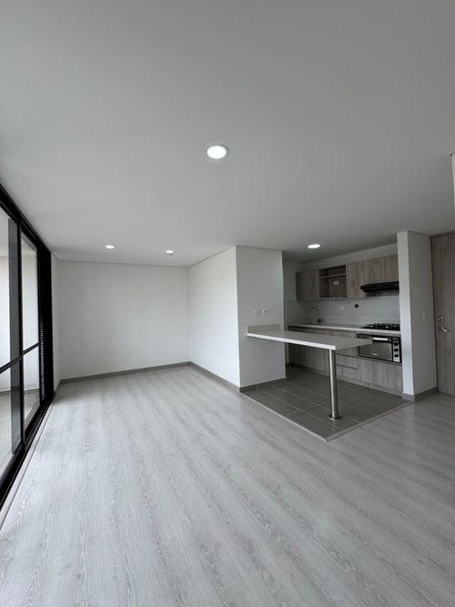 Apartamento de 2 alcobas en arriendo en Llano Grande, Rionegro, 75 m² · foto 5 de 18