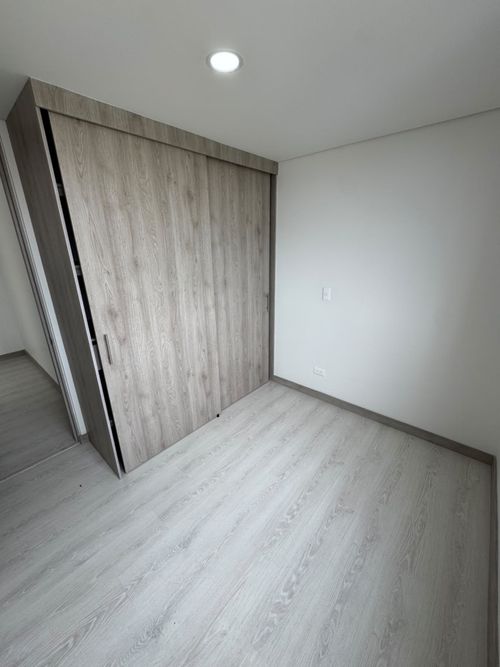 Apartamento de 2 alcobas en arriendo en Llano Grande, Rionegro, 75 m² · foto 11 de 18
