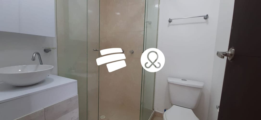 Edificio en venta en La Castellana, Medellín, 535 m² · foto 4 de 8