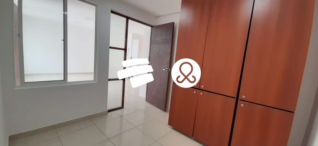 Edificio en venta en La Castellana, Medellín, 535 m² · foto 6 de 8