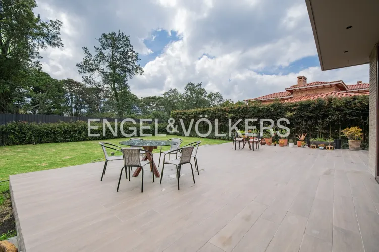 Casa de 4 alcobas en venta en Guaymaral, Bogotá, 546 m² · foto 15 de 18