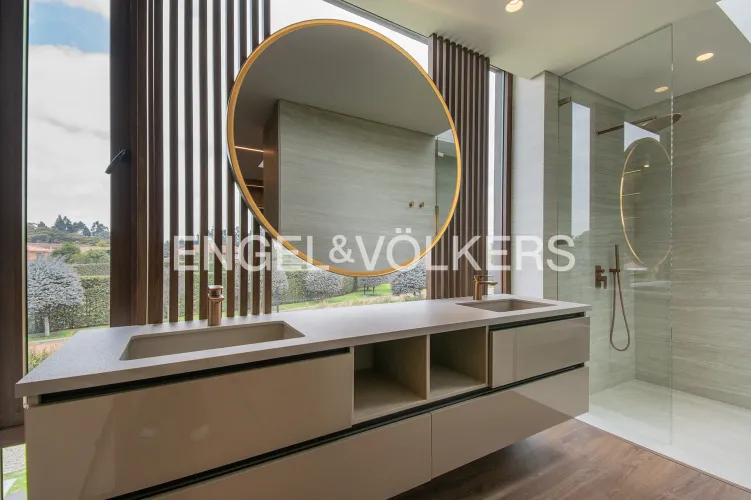 Casa de 4 alcobas en venta en Guaymaral, Bogotá, 546 m² · foto 9 de 18