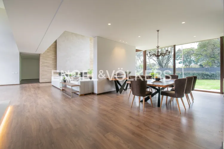 Casa de 4 alcobas en venta en Guaymaral, Bogotá, 546 m² · foto 4 de 18