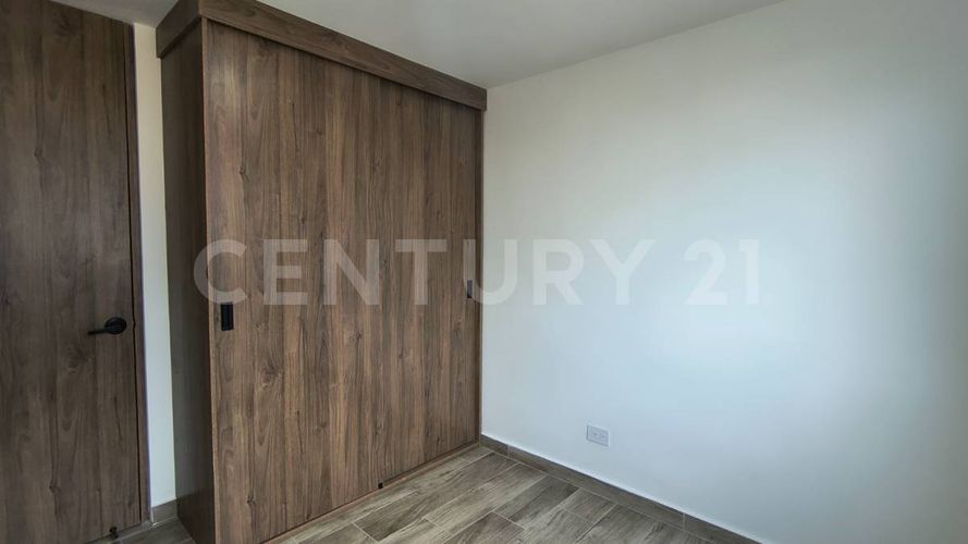 Apartamento de 3 alcobas en arriendo en El Sosiego, Madrid, 58 m² · foto 10 de 19