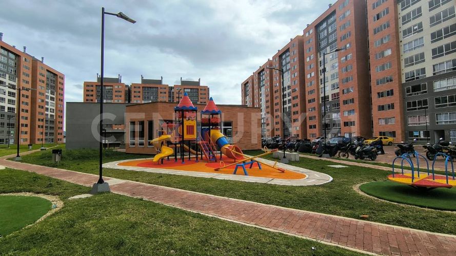 Apartamento de 3 alcobas en arriendo en El Sosiego, Madrid, 58 m² · foto 17 de 19