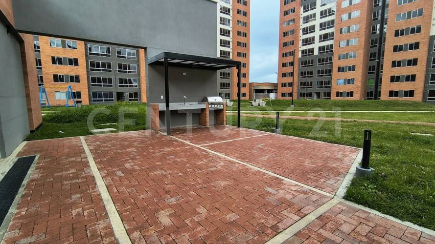 Apartamento de 3 alcobas en arriendo en El Sosiego, Madrid, 58 m² · foto 19 de 19