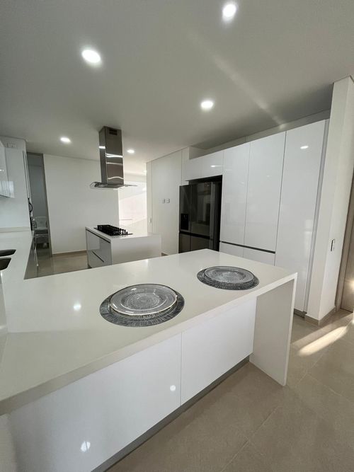 Apartamento de 4 alcobas en venta en Lagos Del Cacique, Bucaramanga, 197 m² · foto 5 de 18