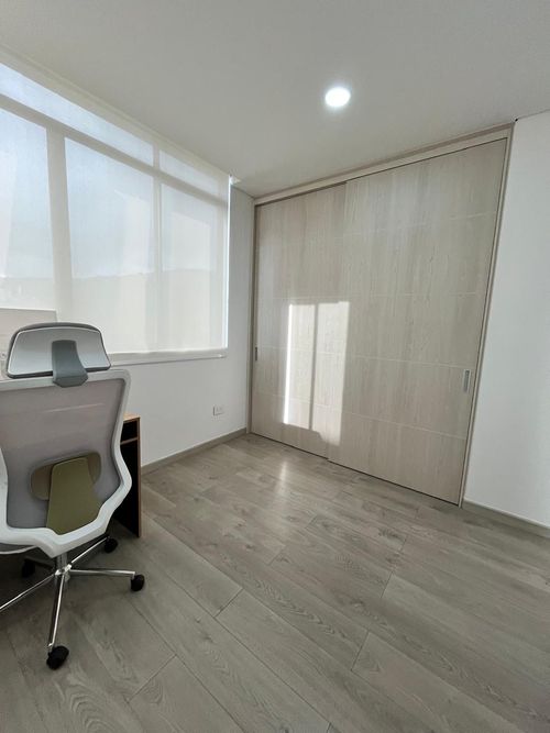 Apartamento de 4 alcobas en venta en Lagos Del Cacique, Bucaramanga, 197 m² · foto 11 de 18