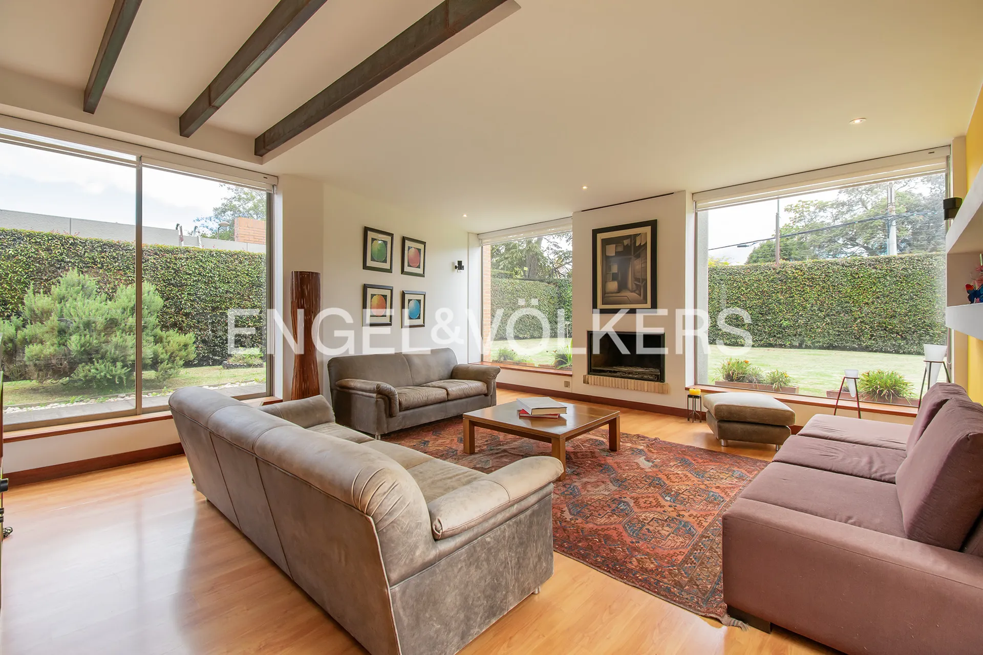 Casa en venta en Guaymaral, Bogotá · foto 2 de 18