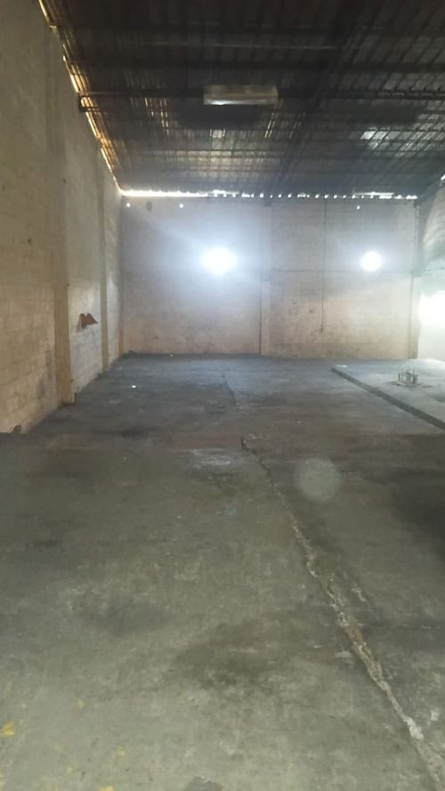 Bodega en venta en Kennedy, Bucaramanga, 1362 m² · foto 2 de 6