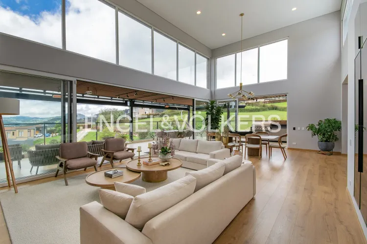 Casa de 4 alcobas en venta en San Gabriel, Sopó, 500 m² · foto 3 de 20
