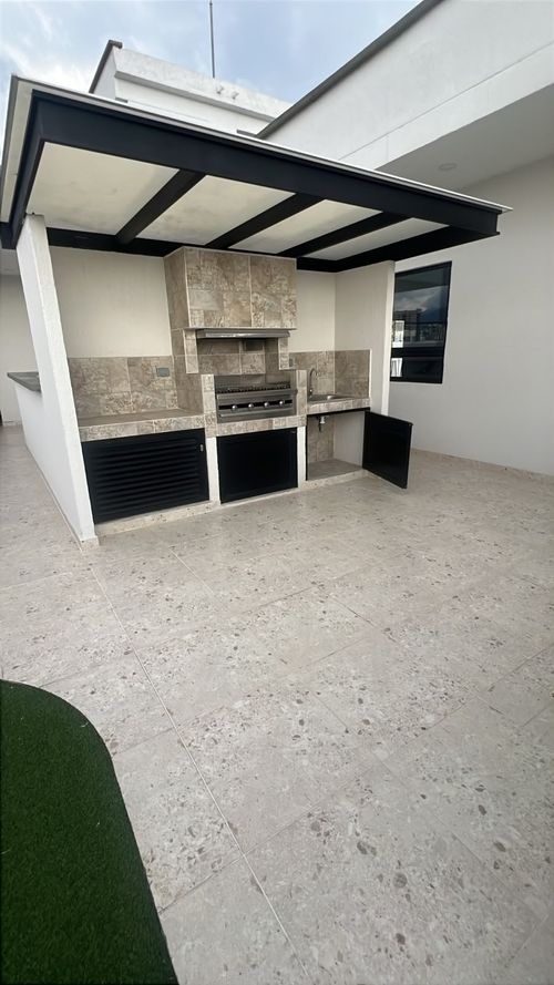 Apartamento de 3 alcobas en venta en Antonia Santos Centro, Bucaramanga, 82 m² · foto 2 de 23