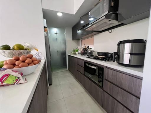 Apartamento de 3 alcobas en venta en Calasanz, Medellín, 99 m² · foto 6 de 24