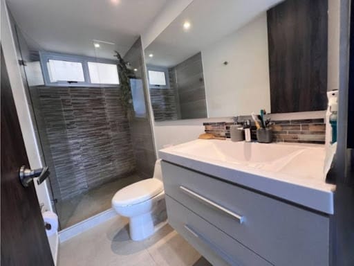 Apartamento de 3 alcobas en venta en Calasanz, Medellín, 99 m² · foto 18 de 24