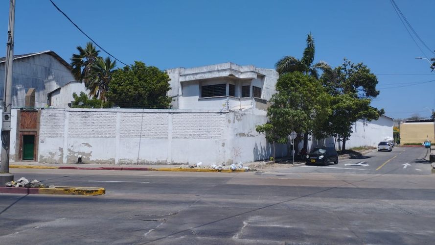 Bodega en venta en Abajo, Barranquilla, 3821 m² · foto 3 de 10