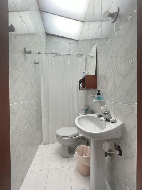 Casa de 3 alcobas en venta en Pontevedra, Bogotá, 182 m² · foto 10 de 17