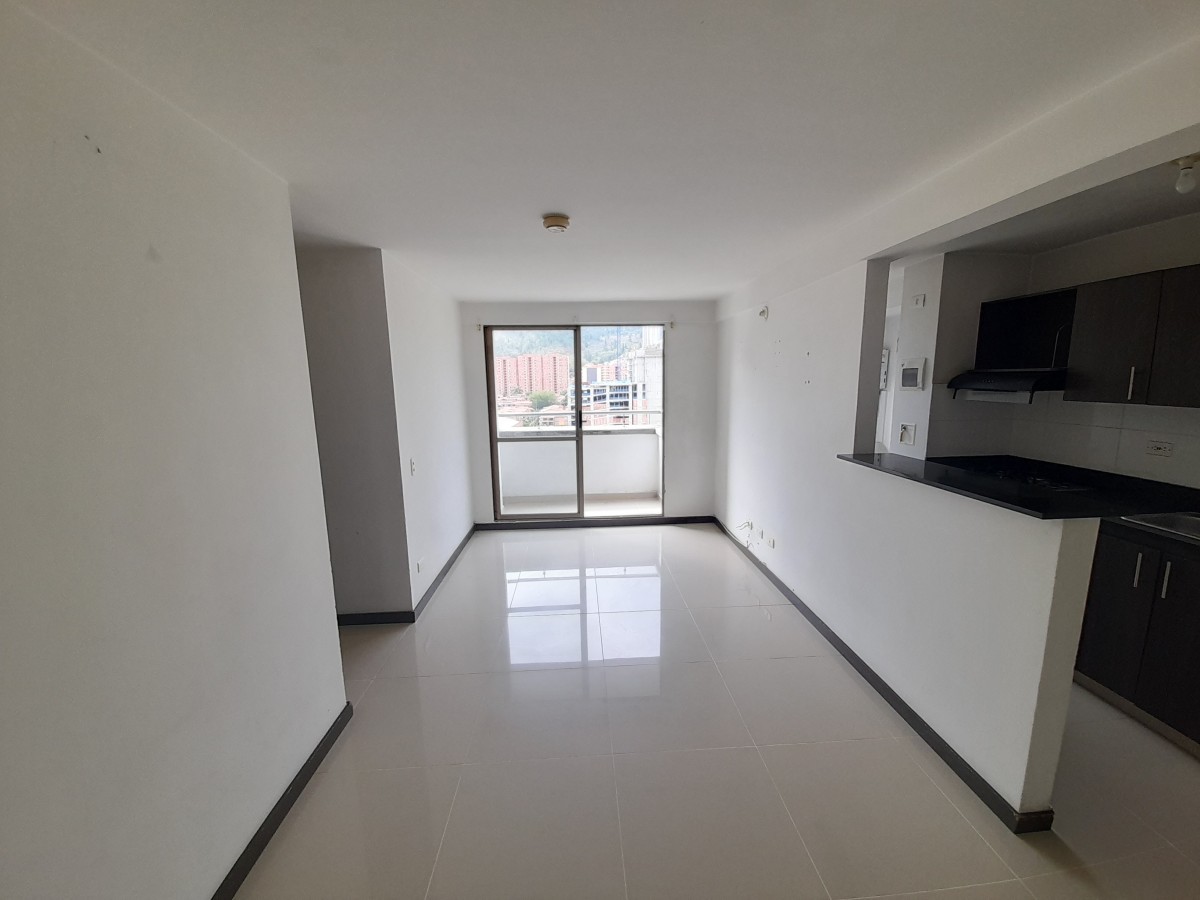 3BR Apartment in Niquia (65 m²) - 2