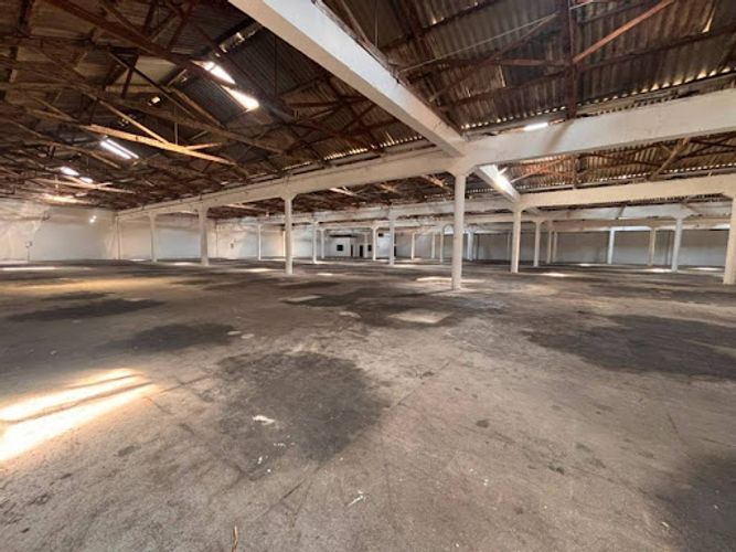 Bodega en arriendo en Simon Bolivar, Itagüí, 3500 m² · foto 4 de 14