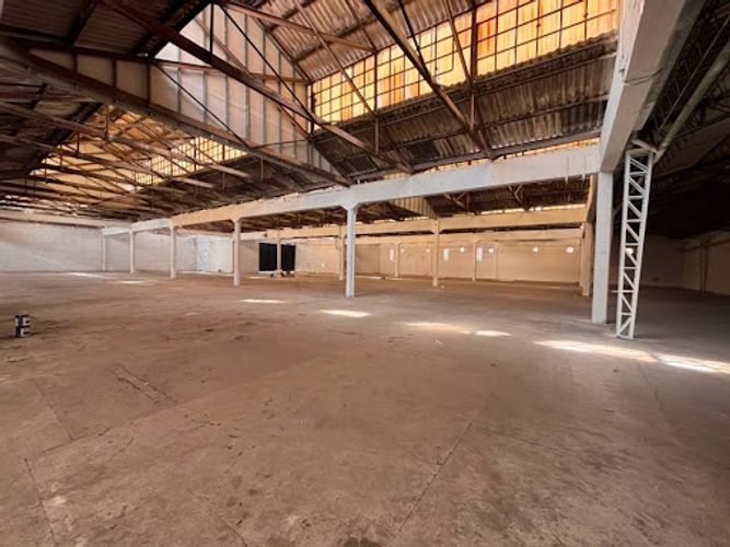 Bodega en arriendo en Simon Bolivar, Itagüí, 2400 m² · foto 6 de 21