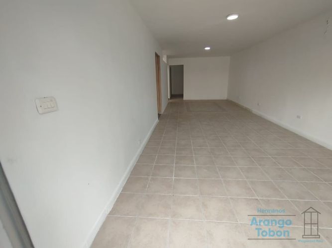 Local en arriendo en Bolivariana, Medellín, 90 m² · foto 13 de 14